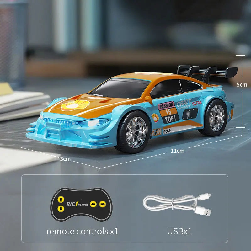 Samochód RC 1:43 z Kontrolą APP i Światłami - Mini Model Wyścigowy 4WD