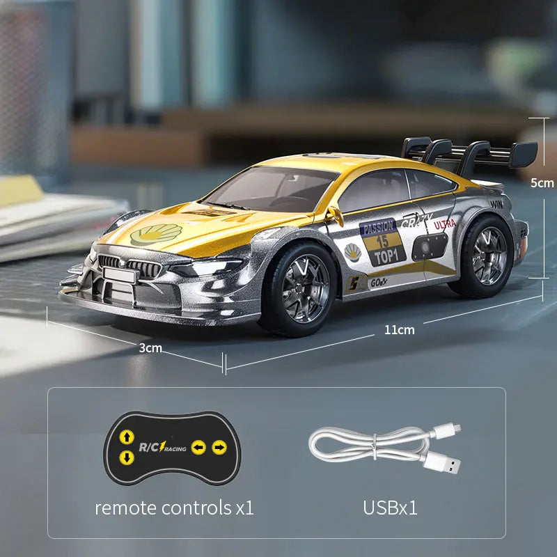 Samochód RC 1:43 z Kontrolą APP i Światłami - Mini Model Wyścigowy 4WD